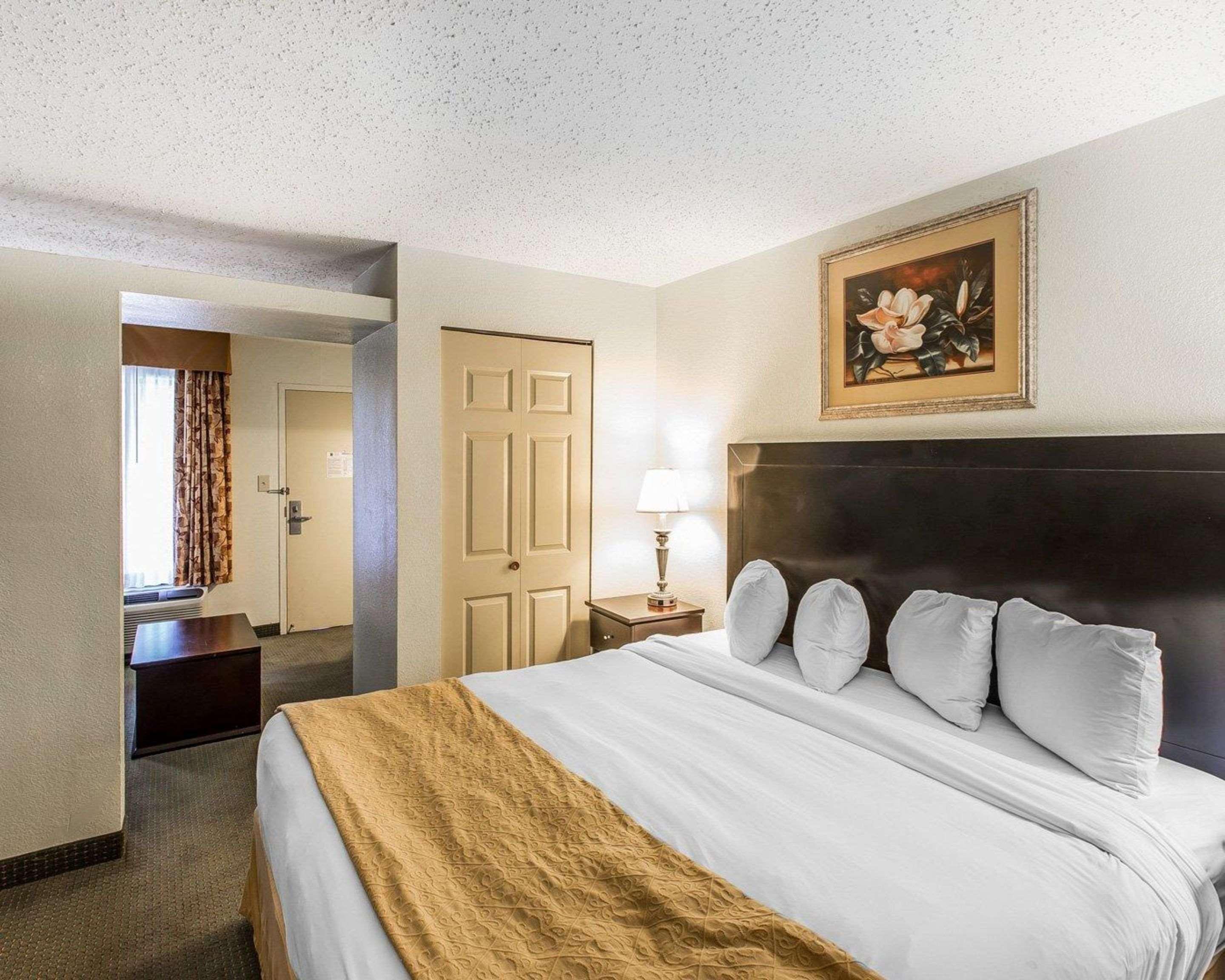 Quality Inn & Suites Conference Center Statesboro Historic District Zewnętrze zdjęcie
