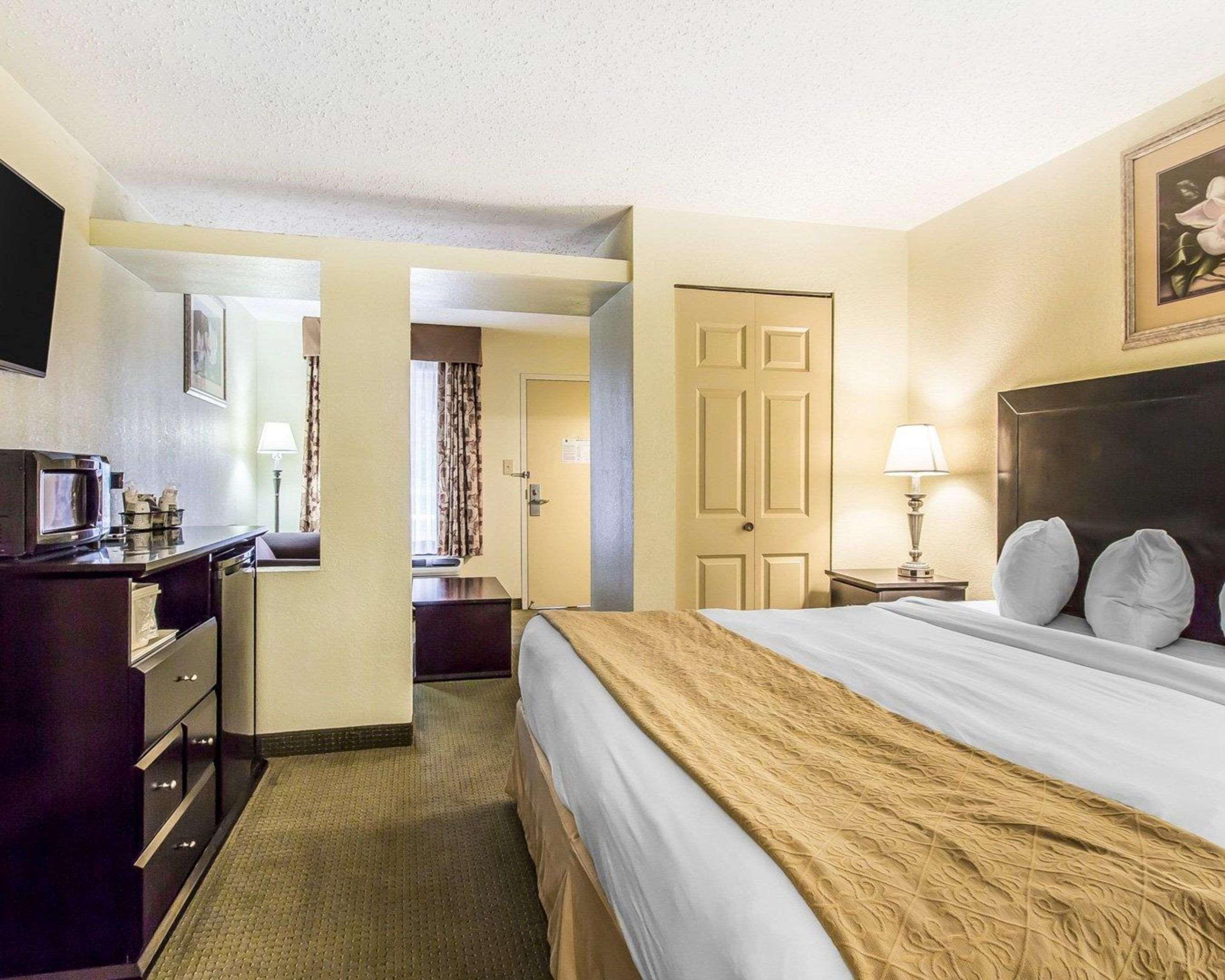 Quality Inn & Suites Conference Center Statesboro Historic District Zewnętrze zdjęcie