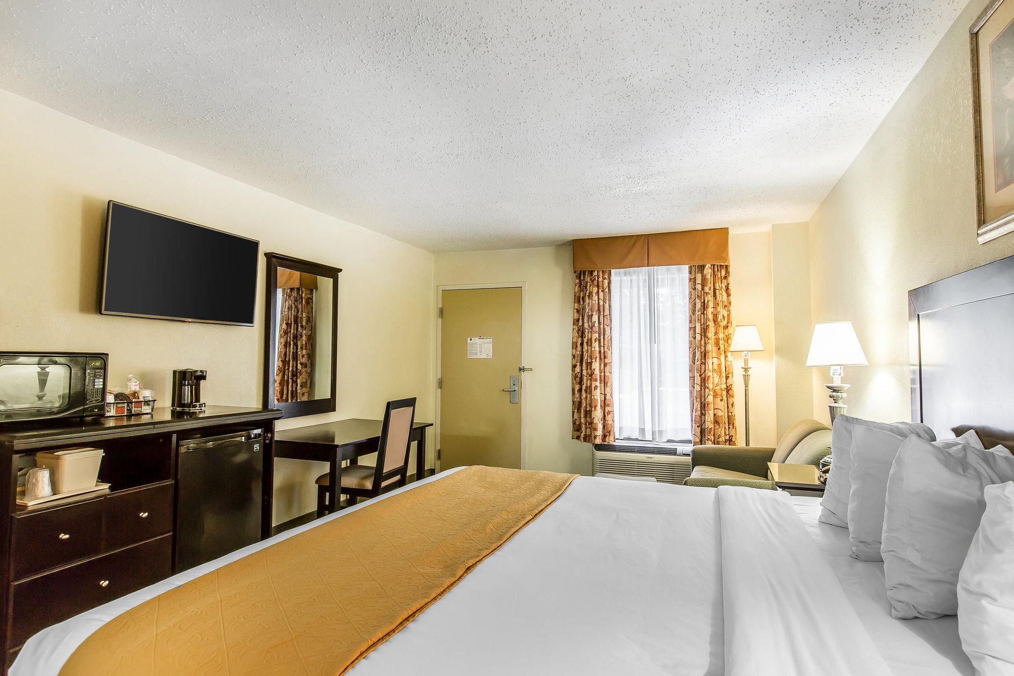 Quality Inn & Suites Conference Center Statesboro Historic District Zewnętrze zdjęcie